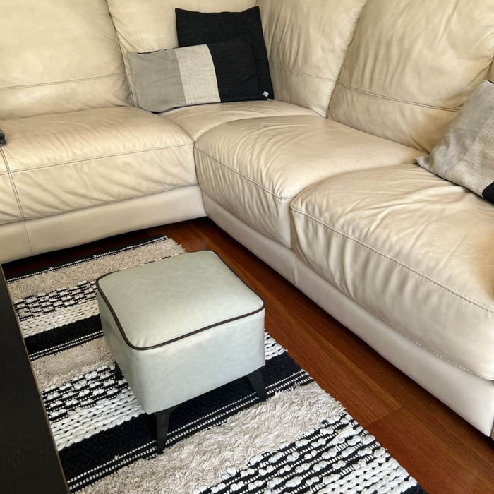 Taburete reposapiés otomano cuadrado eco cuero gris DDT6264